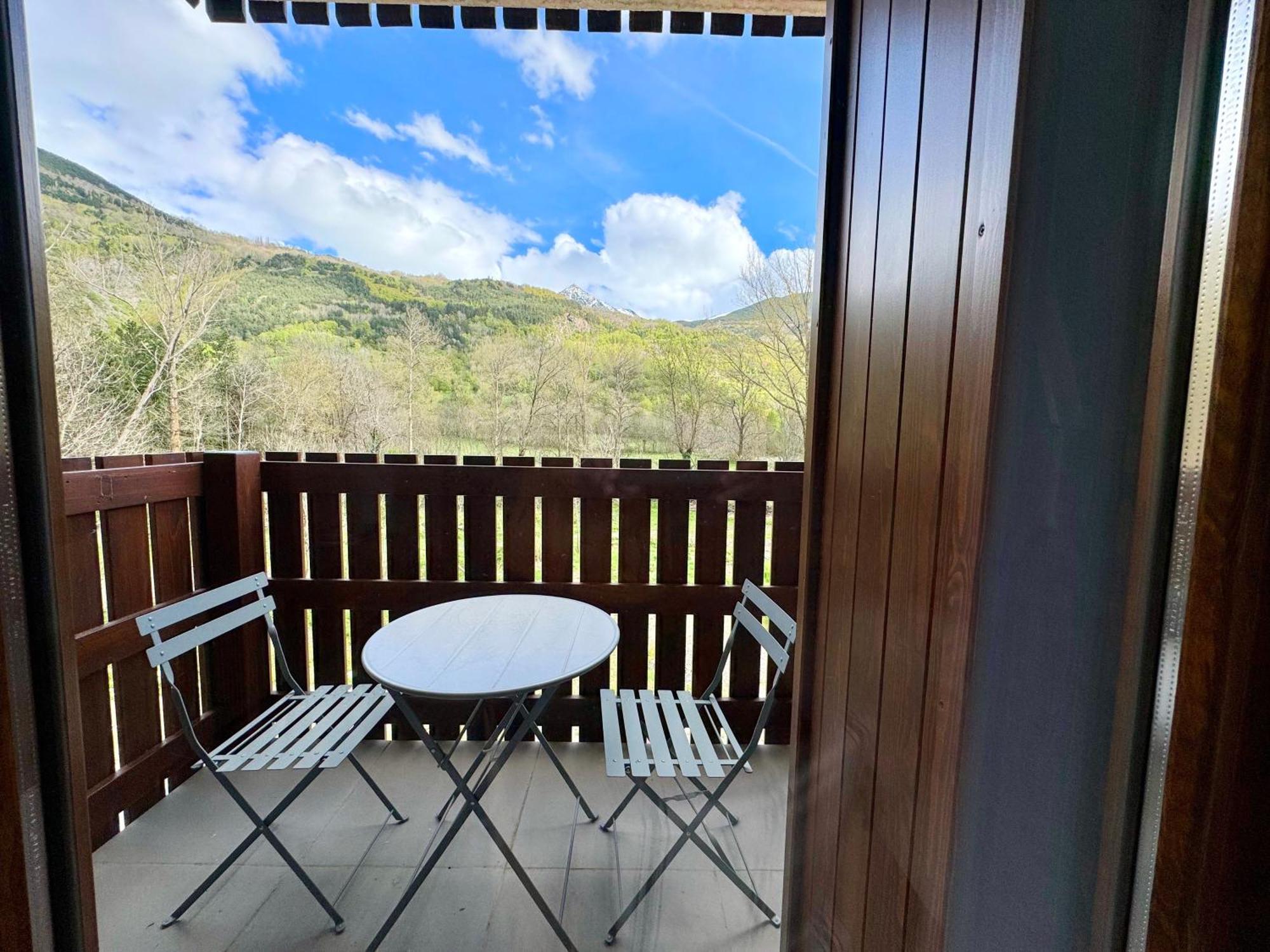 Appartement Bpirineos-Besurta à Benasque Extérieur photo